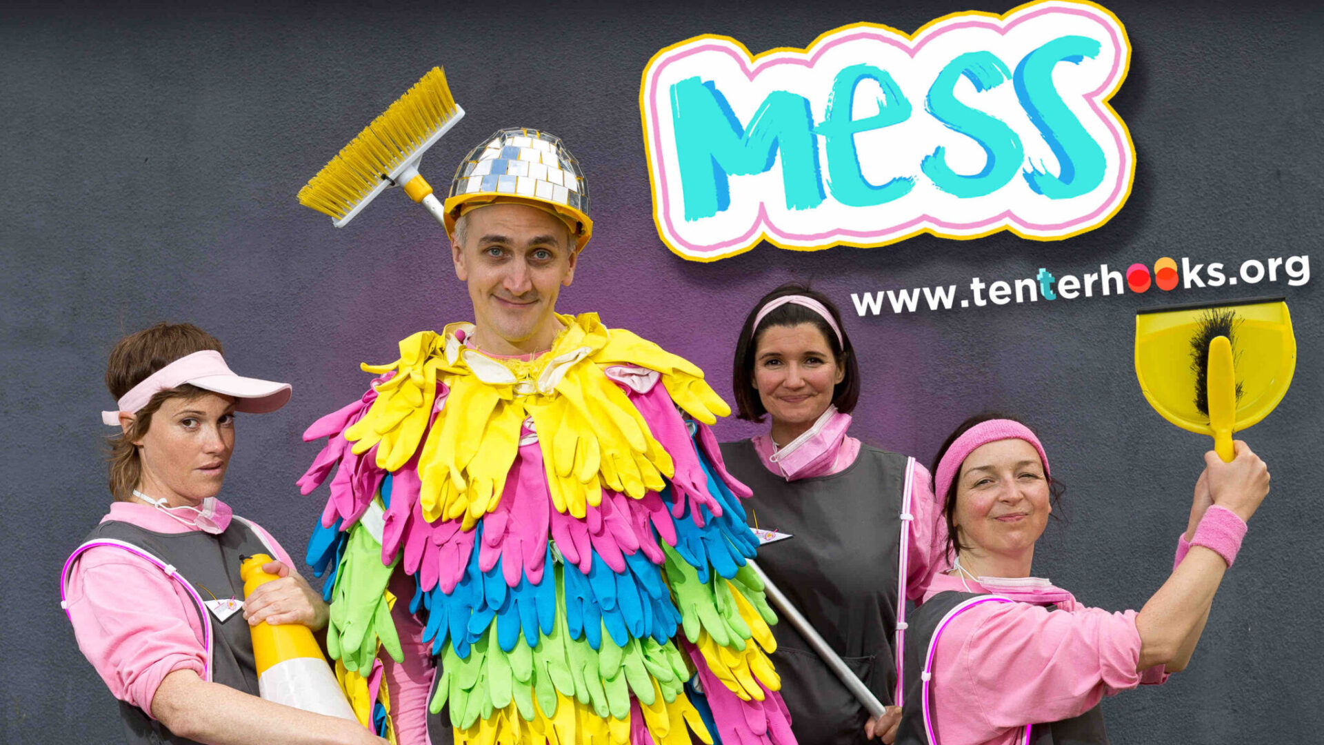 MESS_team_closeup_logo-2048×1200